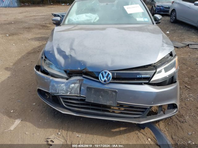 3VW637AJ4EM207851 Volkswagen Jetta Hybrid Se