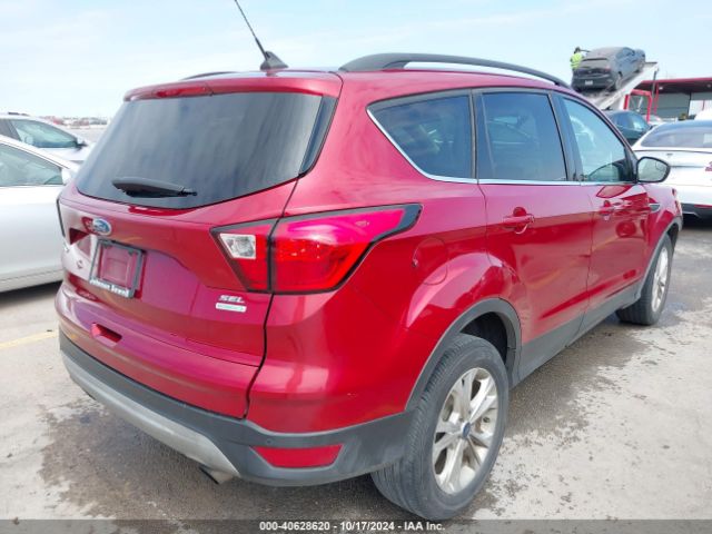 1FMCU0HD6KUB66006 Ford ESCAPE SEL