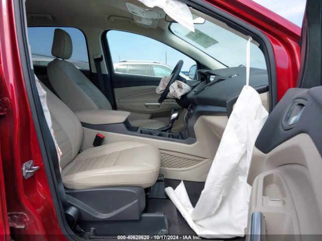1FMCU0HD6KUB66006 Ford ESCAPE SEL