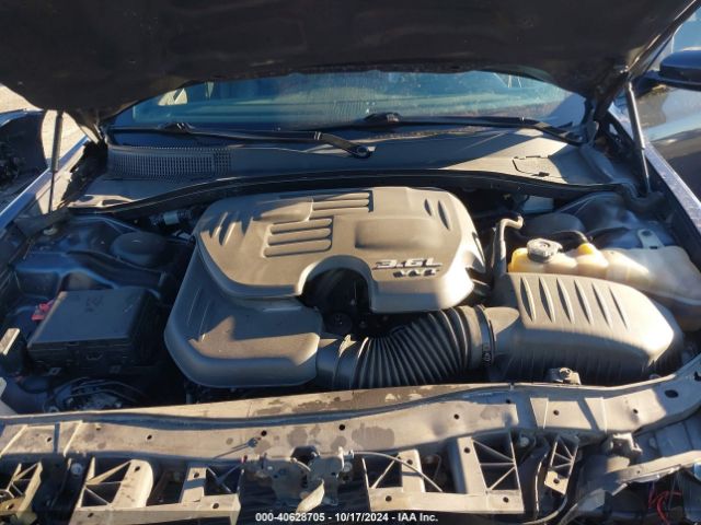 2C3CCABG5JH152765 Chrysler 300 300s