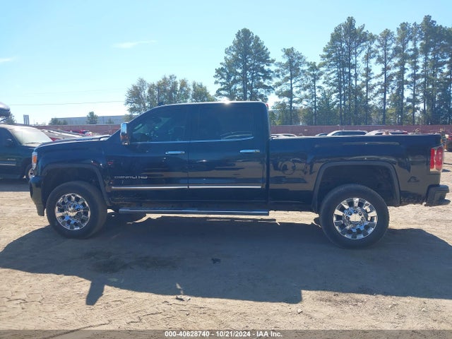1GT12SEY1KF241851 GMC Sierra 2500hd Denali