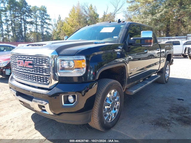 1GT12SEY1KF241851 GMC Sierra 2500hd Denali