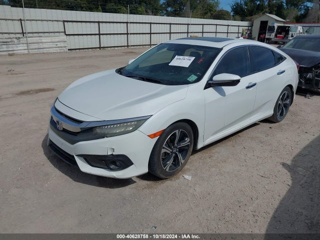 Honda Civic Touring 2016 19XFC1F99GE003008 Image 2