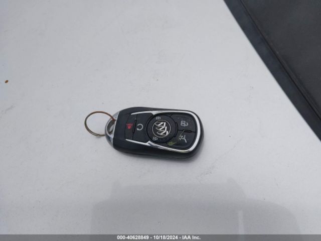 LRBFX1SA5JD007326 Buick Envision Essence