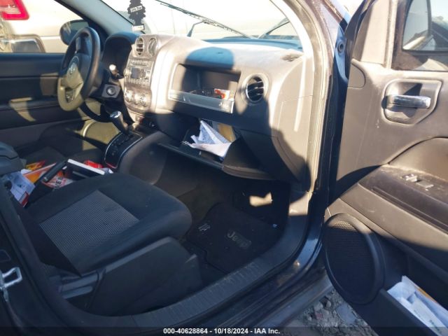 1C4NJDBB6ED622515 Jeep Compass Sport