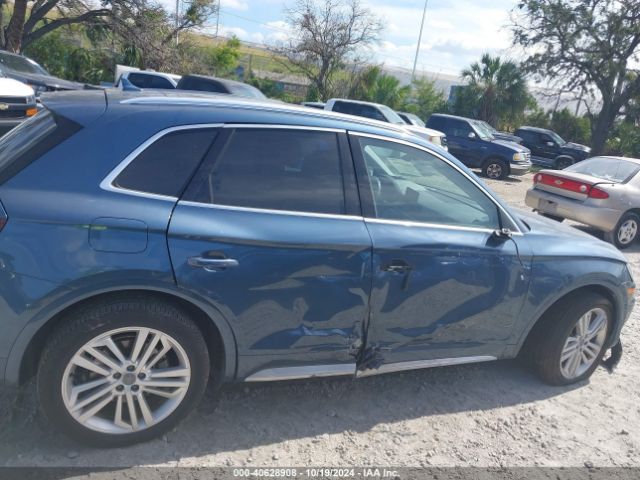 WA1BNAFY7J2048589 Audi Q5 2.0t Premium/2.0t Tech Premium