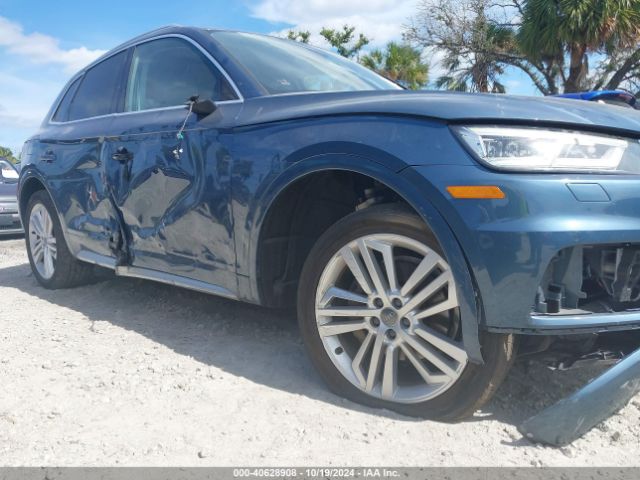 WA1BNAFY7J2048589 Audi Q5 2.0t Premium/2.0t Tech Premium