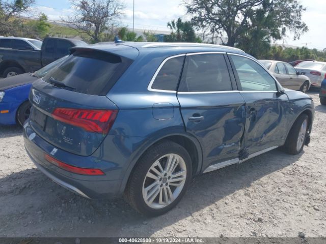 WA1BNAFY7J2048589 Audi Q5 2.0t Premium/2.0t Tech Premium