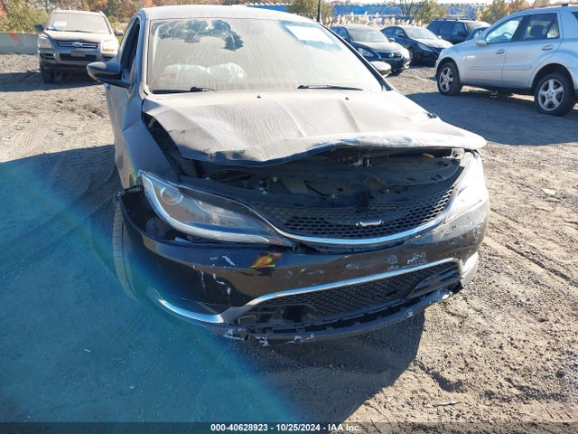Chrysler 200 C 2015 1C3CCCCB1FN723570 Image 6