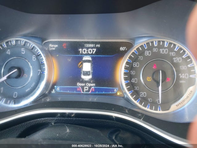 1C3CCCCB1FN723570 Chrysler 200 C