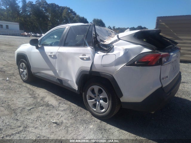Toyota RAV4 LE 2019 2T3H1RFVXKC021476 Image 3
