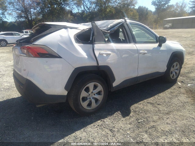 Toyota RAV4 LE 2019 2T3H1RFVXKC021476 Image 4
