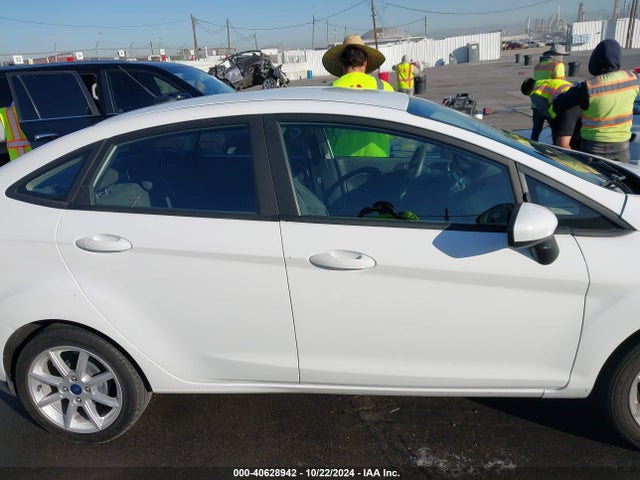 Ford FIESTA SE 2019 3FADP4BJ0KM143868 Image 14