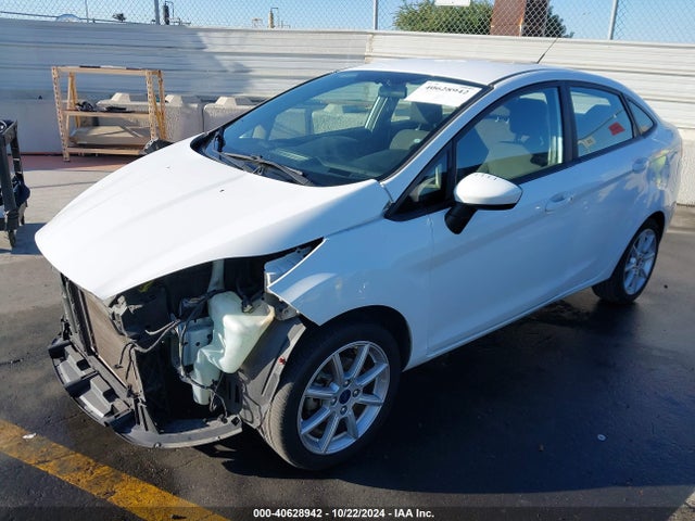 Ford FIESTA SE 2019 3FADP4BJ0KM143868 Image 2