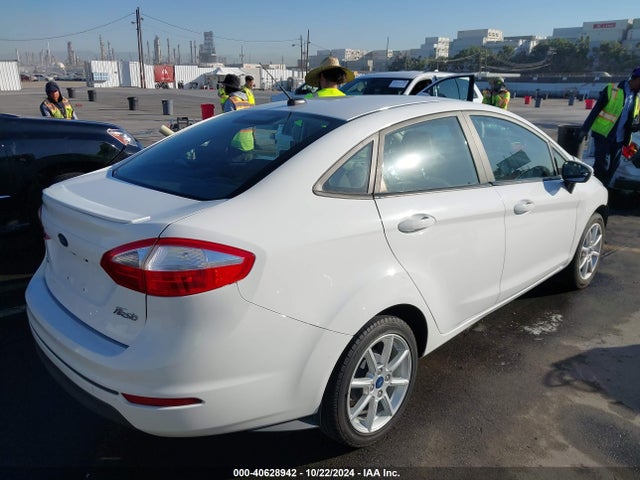 Ford FIESTA SE 2019 3FADP4BJ0KM143868 Image 4