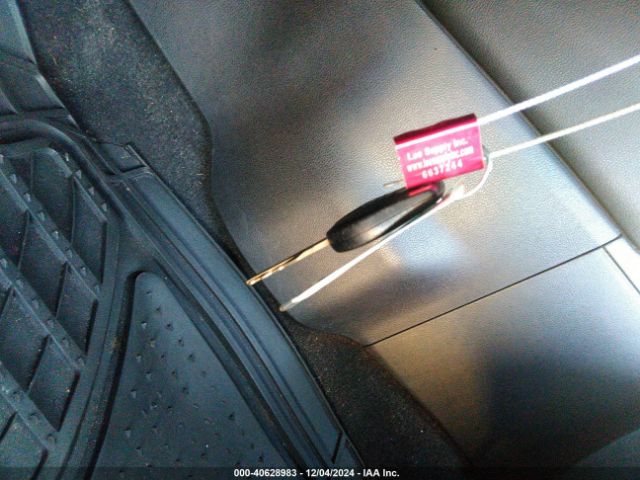 JN8AS5MT1FW153805 Nissan Rogue Select S