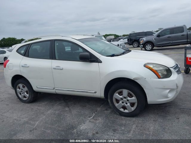 JN8AS5MT1FW153805 Nissan Rogue Select S