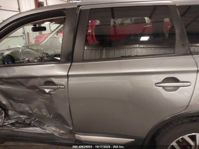 Mitsubishi Outlander Es 2016 JA4AZ3A31GZ065430 Image 14