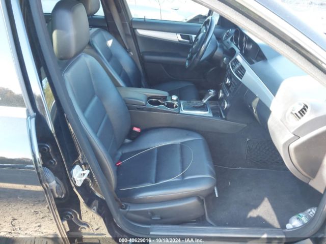 WDDGF8AB1EG251058 Mercedes-Benz C 300 Luxury 4matic/sport 4matic