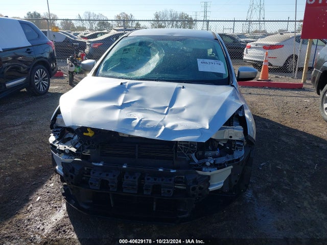 Ford FOCUS SE 2018 1FADP3K28JL315406 Image 13