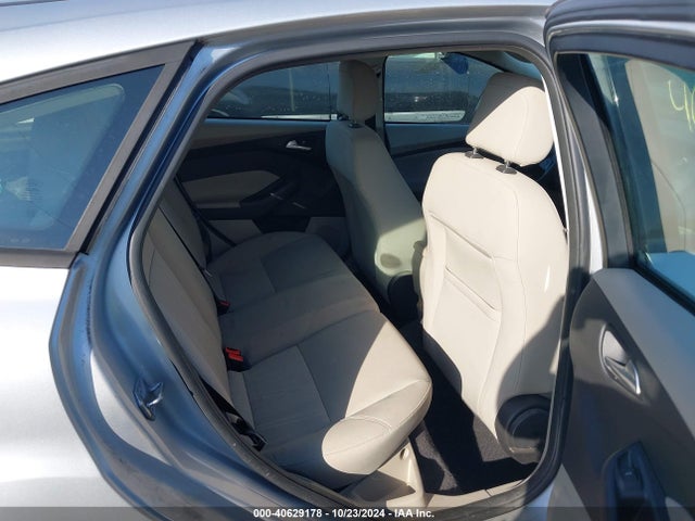 Ford FOCUS SE 2018 1FADP3K28JL315406 Image 8