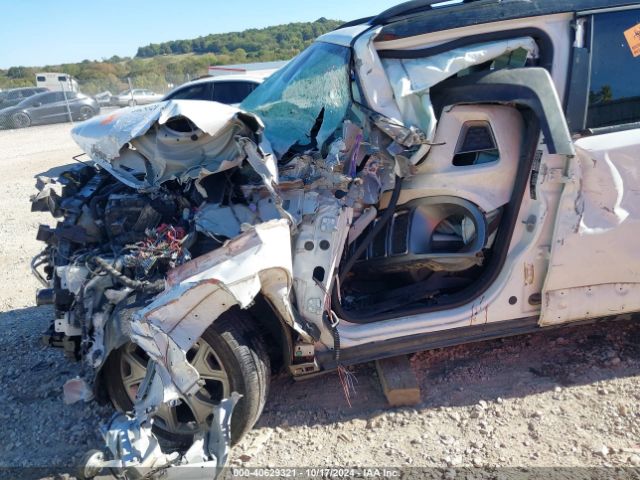 2019 JEEP RENEGADE ZACNJBD12KPJ95871 Photo 5