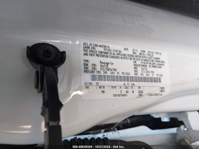 Ford FOCUS SE 2015 1FADP3K28FL249429 Image 9