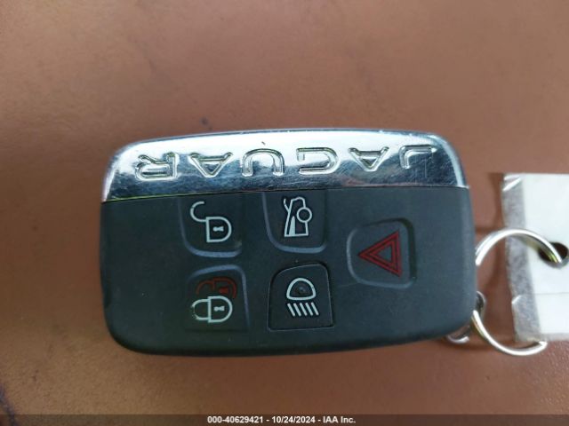 2013 JAGUAR XF SAJWA0ES3DPU05544 Photo 10