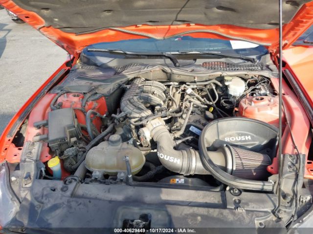 1FA6P8AM9F5353134 Ford Mustang V6