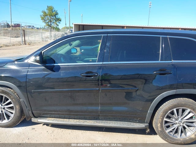 Toyota Highlander Xle 2018 5TDJZRFH6JS543668 Image 14