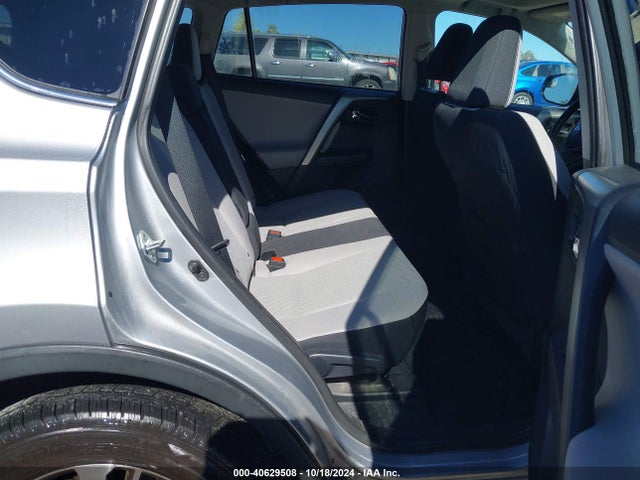 Toyota Rav4 Xle 2016 2T3RFREV8GW476534 Image 8
