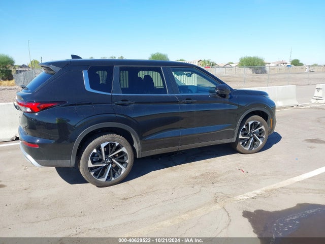 Mitsubishi Outlander 2024 JA4J4VA87RZ082273 Image 13