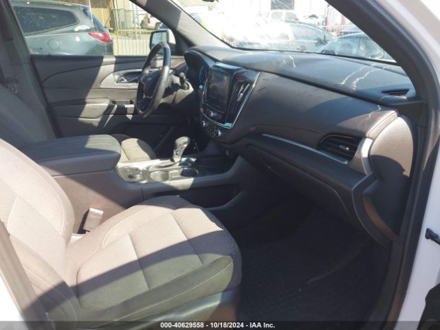 1GNEVGKW2NJ189681 Chevrolet Traverse Awd Lt Cloth