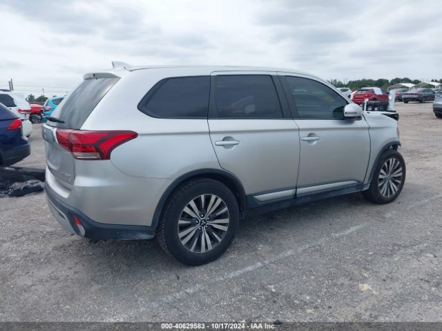 2020 MITSUBISHI OUTLANDER JA4AZ3A39LZ038048 Photo 3