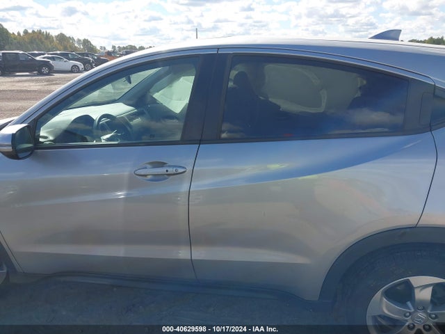 Honda HR-V EX 2017 3CZRU6H57HM724012 Image 14