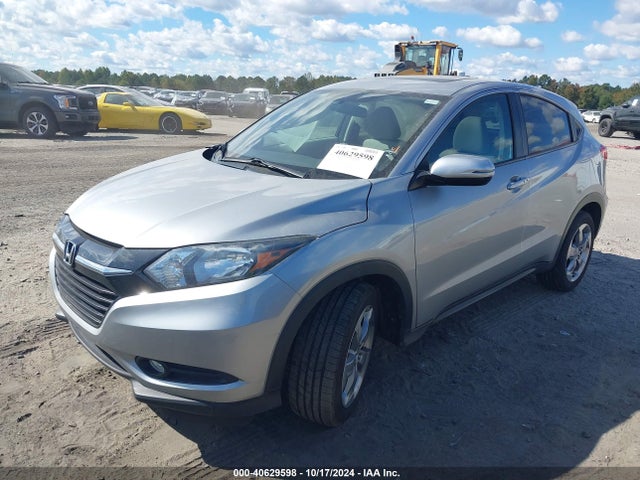 Honda HR-V EX 2017 3CZRU6H57HM724012 Image 2