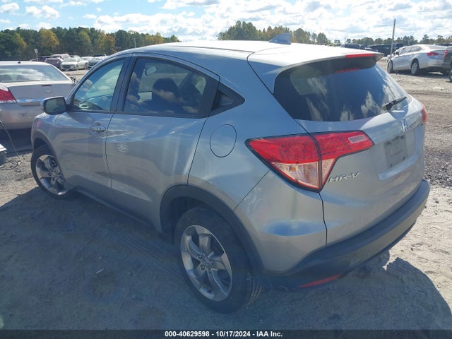 Honda HR-V EX 2017 3CZRU6H57HM724012 Image 3