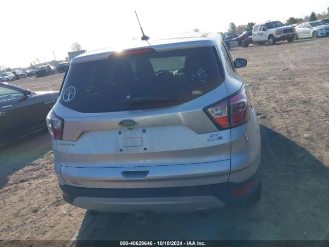 1FMCU9G99HUC38259 Ford ESCAPE SE