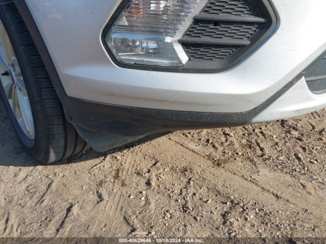 1FMCU9G99HUC38259 Ford ESCAPE SE