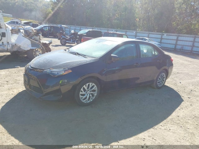 Toyota COROLLA LE 2017 2T1BURHE0HC783856 Image 2
