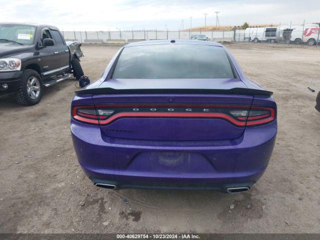 2C3CDXBG2JH326999 Dodge Charger Sxt Rwd