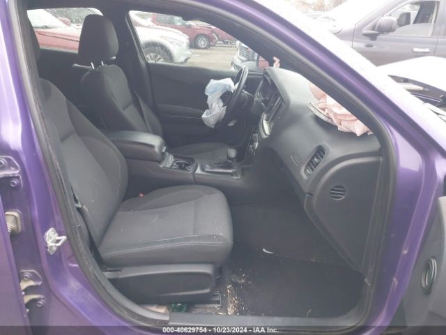 2C3CDXBG2JH326999 Dodge Charger Sxt Rwd