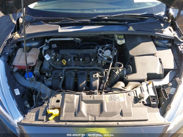 Ford FOCUS SE 2017 1FADP3F29HL305925 Image 10