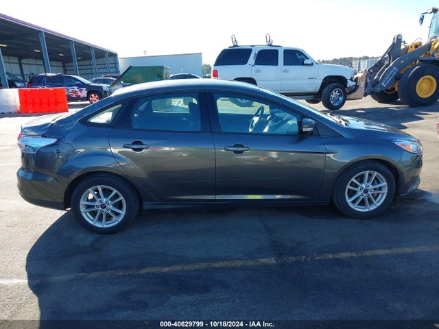 Ford FOCUS SE 2017 1FADP3F29HL305925 Image 13