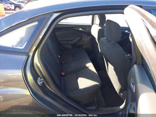 Ford FOCUS SE 2017 1FADP3F29HL305925 Image 8