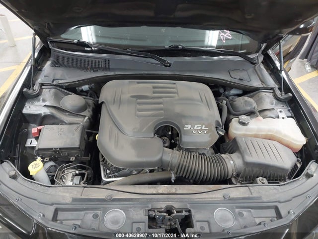 Chrysler 300 S 2022 2C3CCABG4NH187013 Image 10