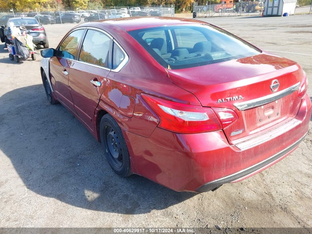 Nissan Altima 2.5 S 2017 1N4AL3AP8HC240518 Image 3