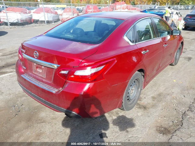 Nissan Altima 2.5 S 2017 1N4AL3AP8HC240518 Image 4