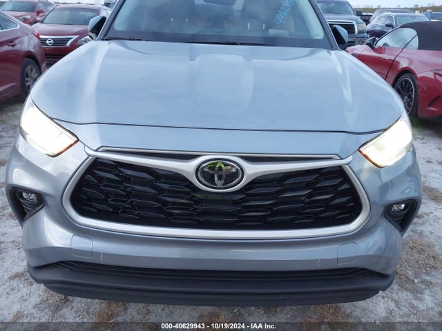5TDGZRAH2NS123008 Toyota Highlander Xle