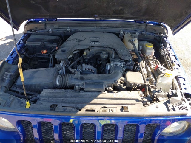 1C4HJXDG3JW290197 Jeep Wrangler Unlimited Sport S 4x4
